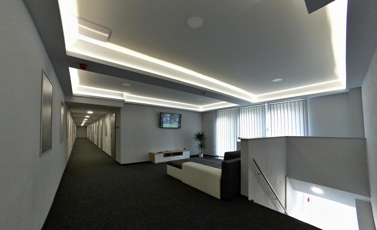 Sporthotel Zimni Stadion Benesov Benesov  Zewnętrze zdjęcie